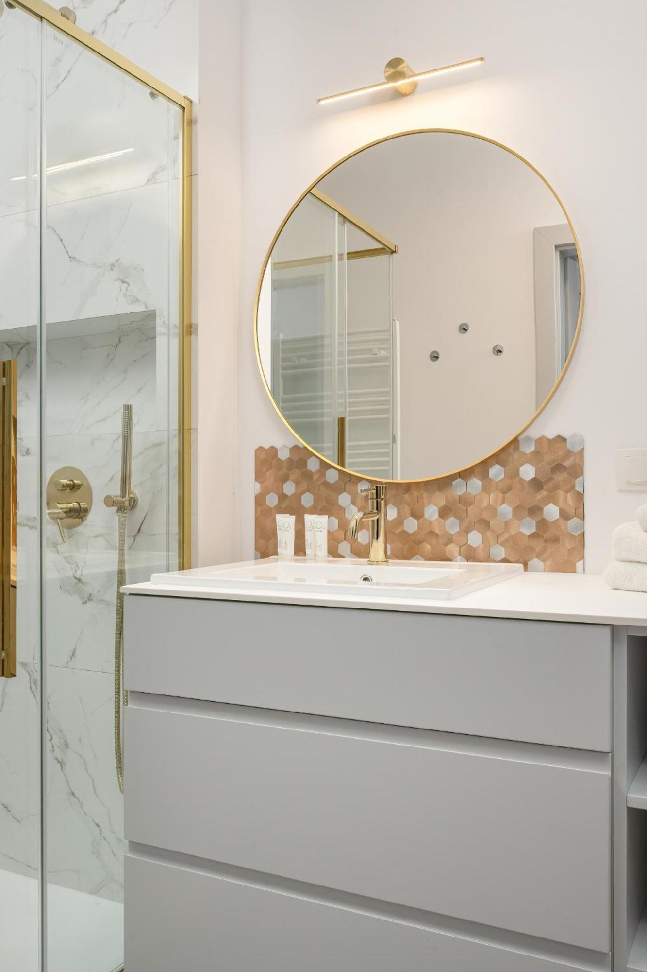 Michalczyka Stylish With Parking In The Center Of By Renters Wroclaw