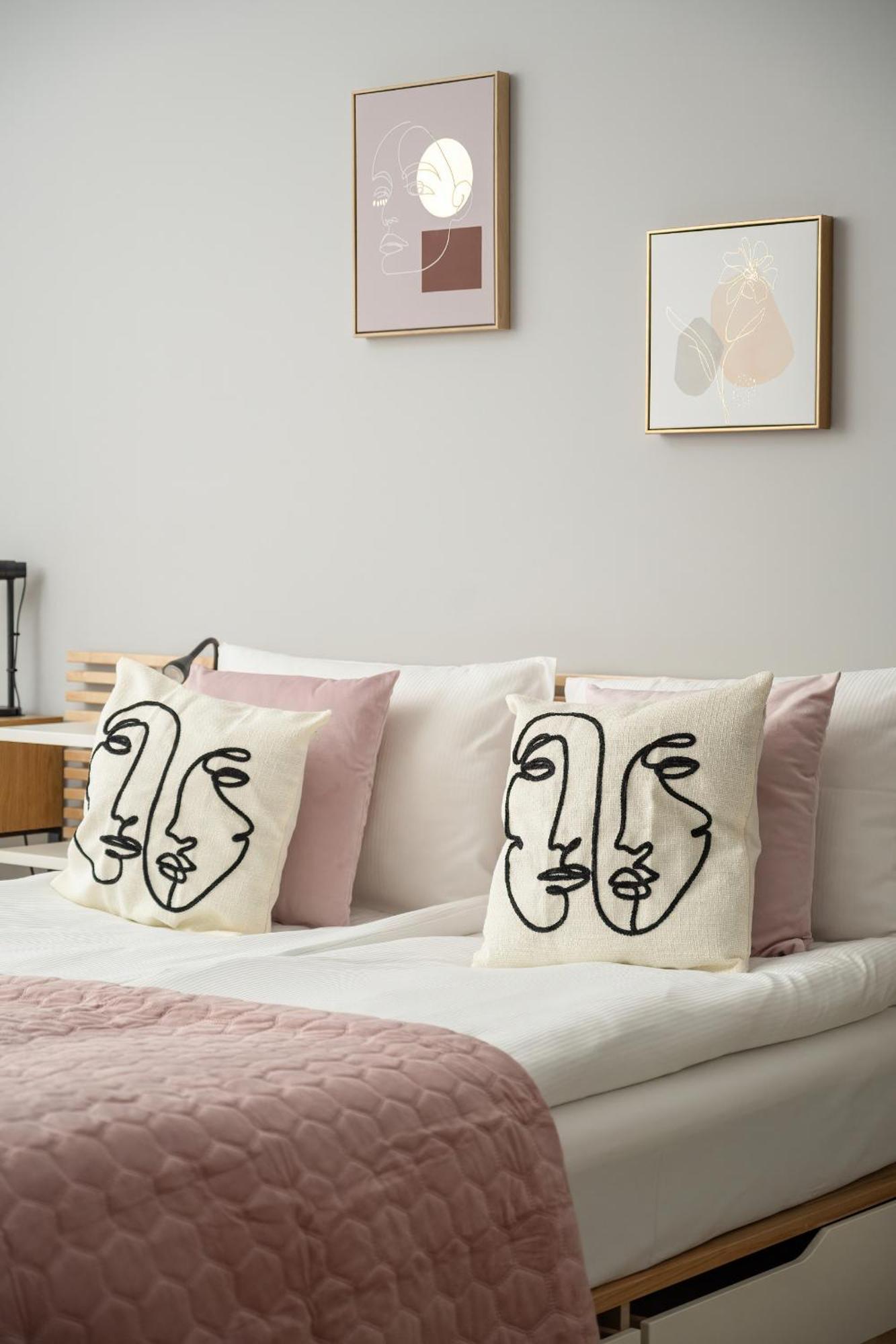 Apartment Michalczyka Stylish With Parking In The Center Of By Renters *