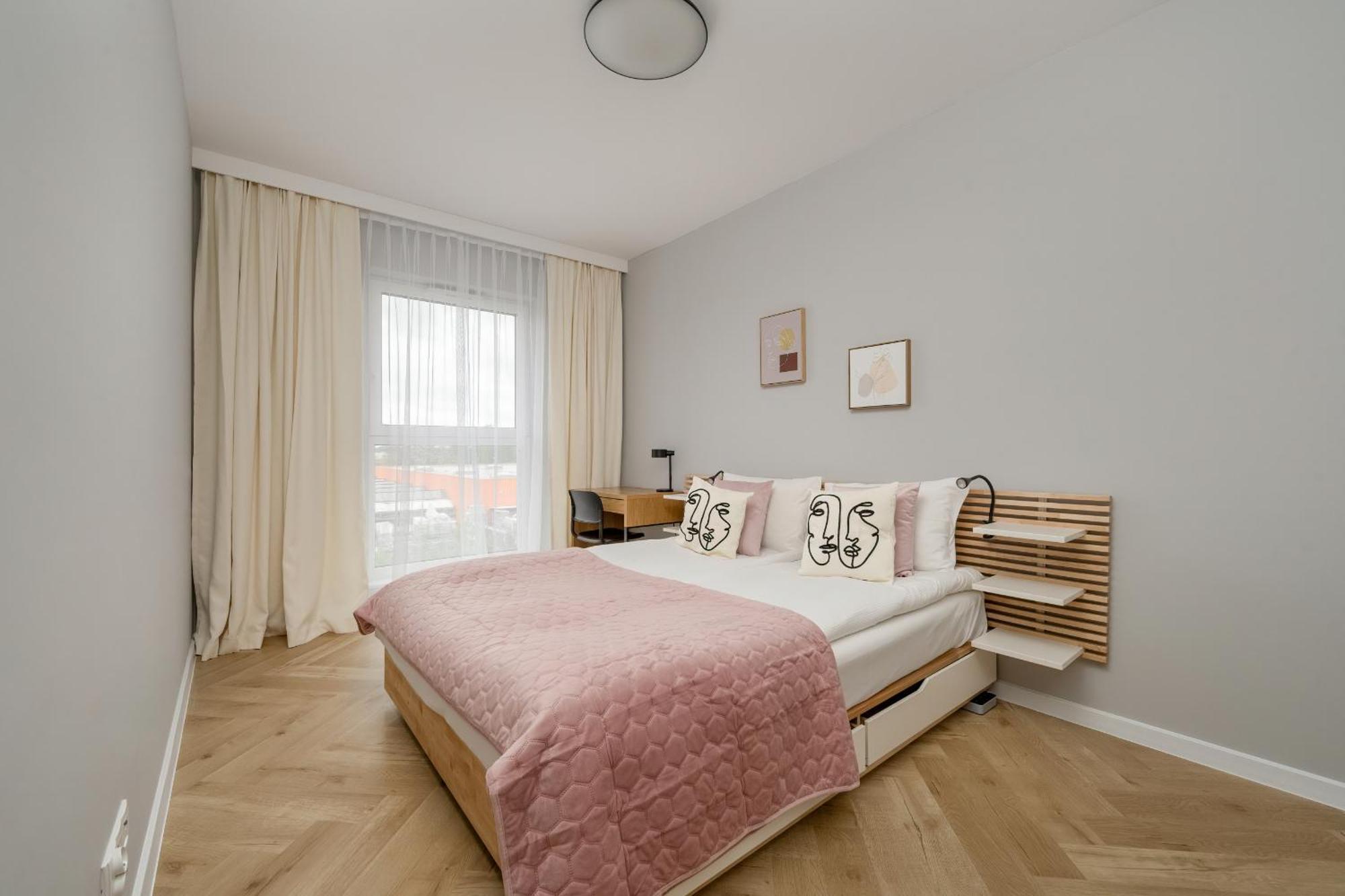 Michalczyka Stylish With Parking In The Center Of By Renters Wroclaw